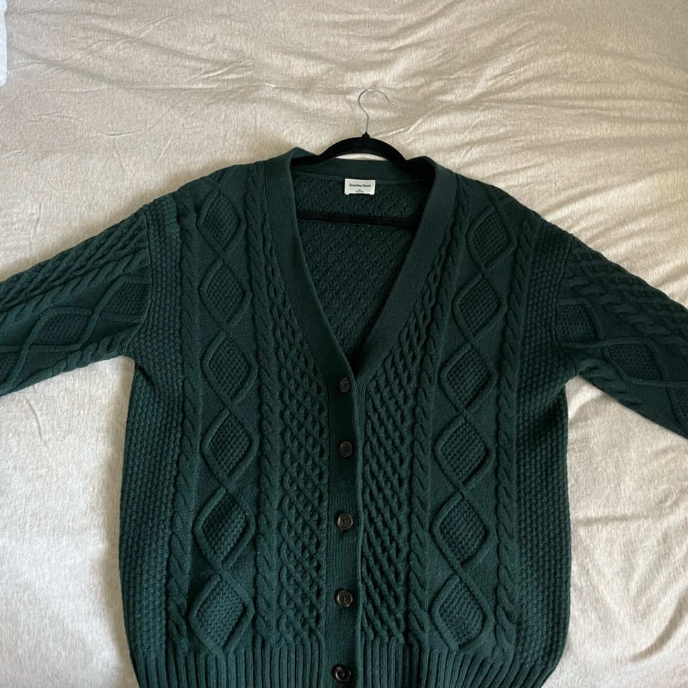 Sunday Best Lamora Cardigan - Size: XS - Colour: Scarab